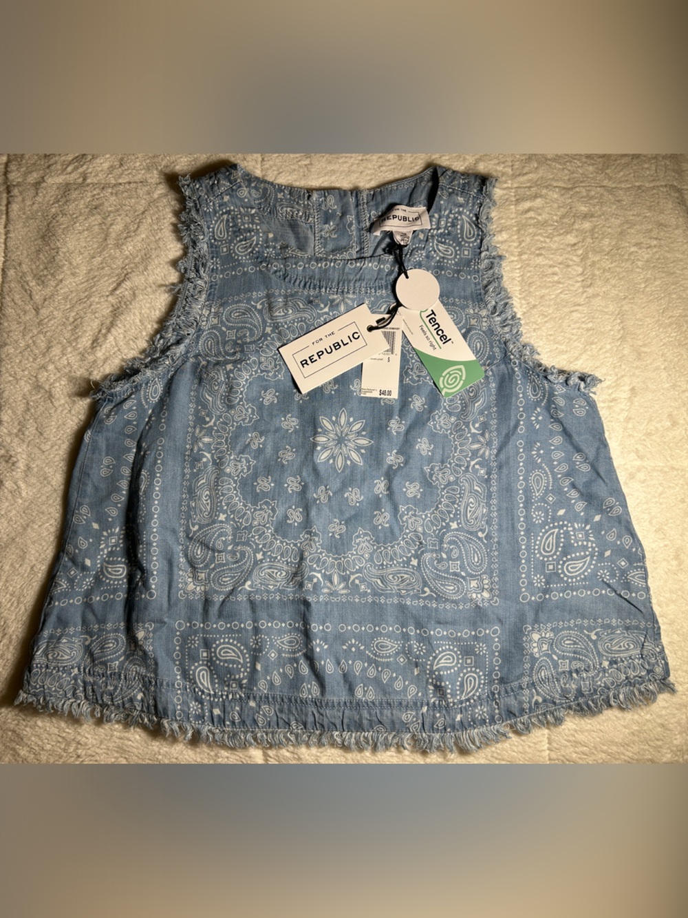 NWT For The Republic Top Womens Bandana Paisley Tencel Frayed